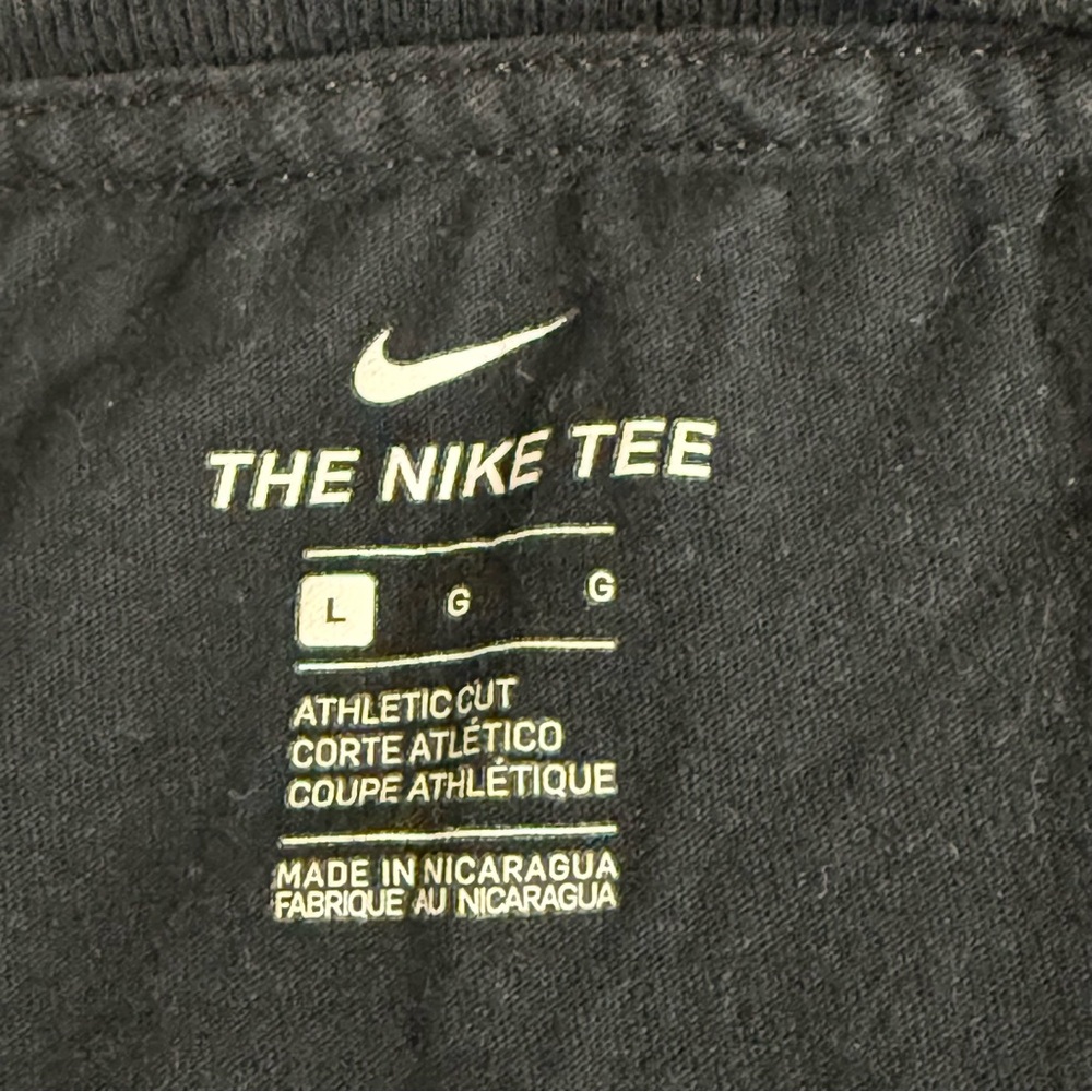 Nike Black Scoop Neck Graphic Logo Tee L | Classic Athletic Casual Top - Picture 5 of 7